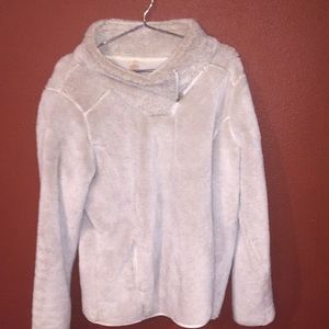 Dope fuzzy sweater St. John’s